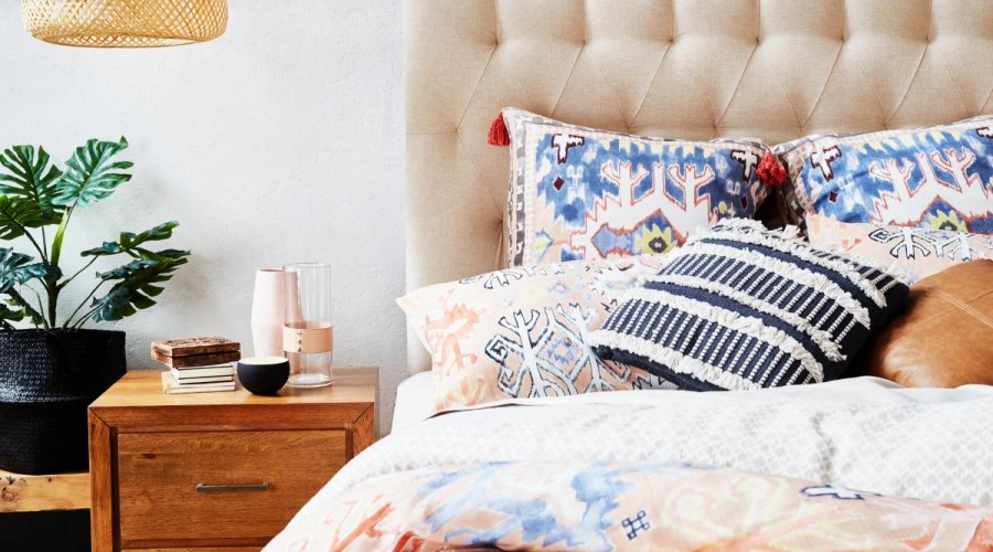Pick the perfect bedside table Bedshed