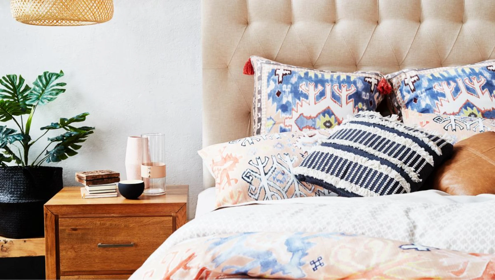 How to pick the perfect bedside table