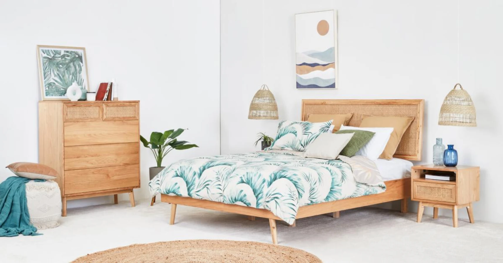 Paint colours that make a room look bigger