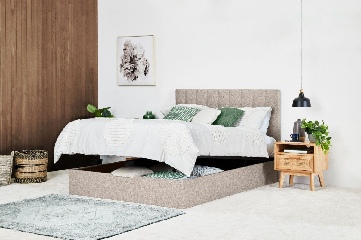 Jordan's sales mattress sale
